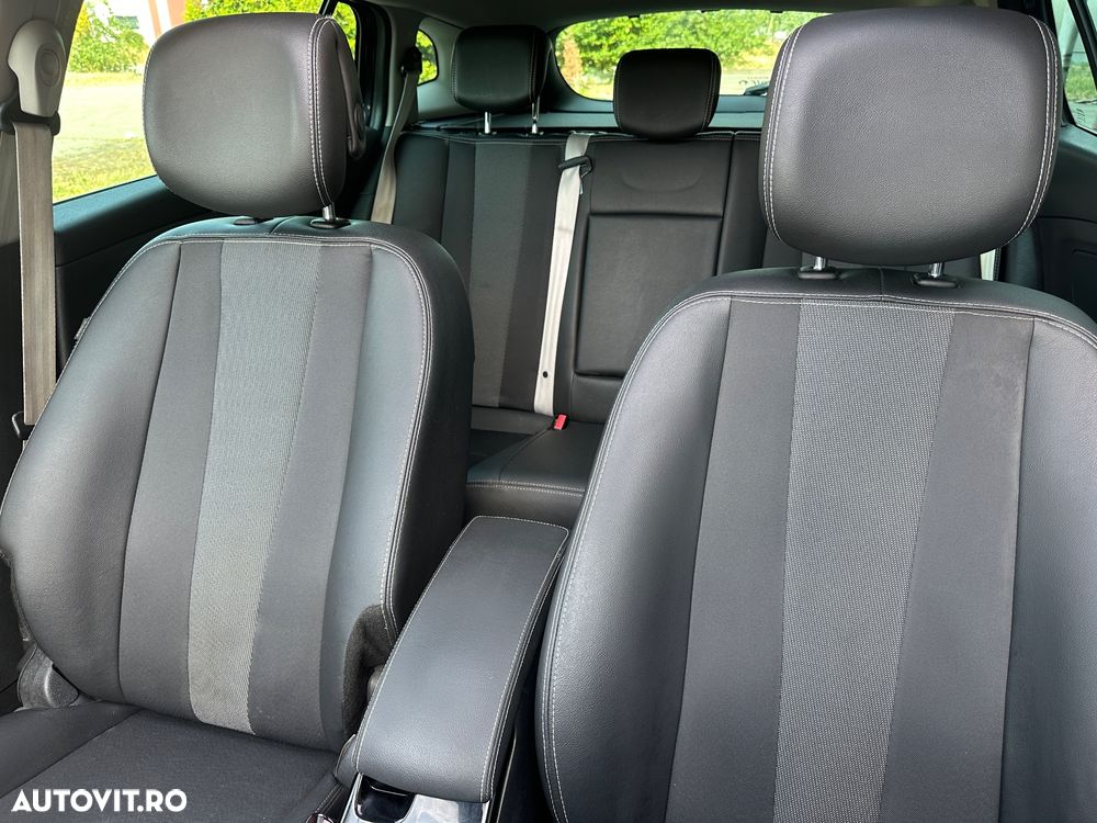 Renault Megane ENERGY dCi 110 Start & Stop Bose Edition - 10