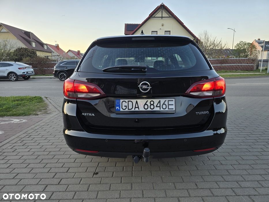 Opel Astra - 4