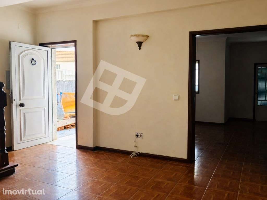 Moradia T4 c/ Excelentes acessos - Esgueira | Aveiro - Grande imagem: 3/25