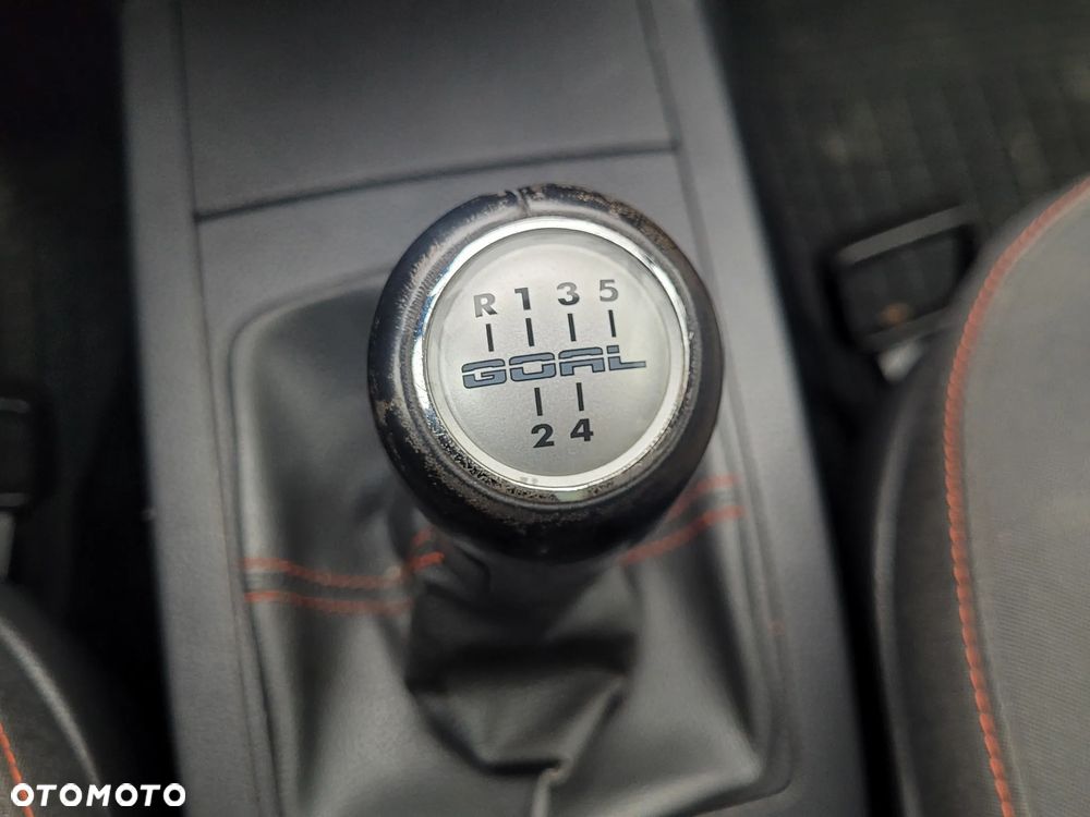 Volkswagen Polo 1.4 TDI Sportline - 10