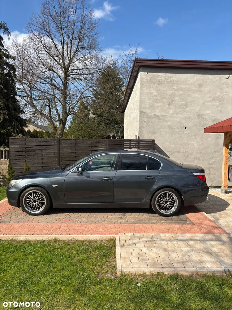 BMW Seria 5 525i - 7