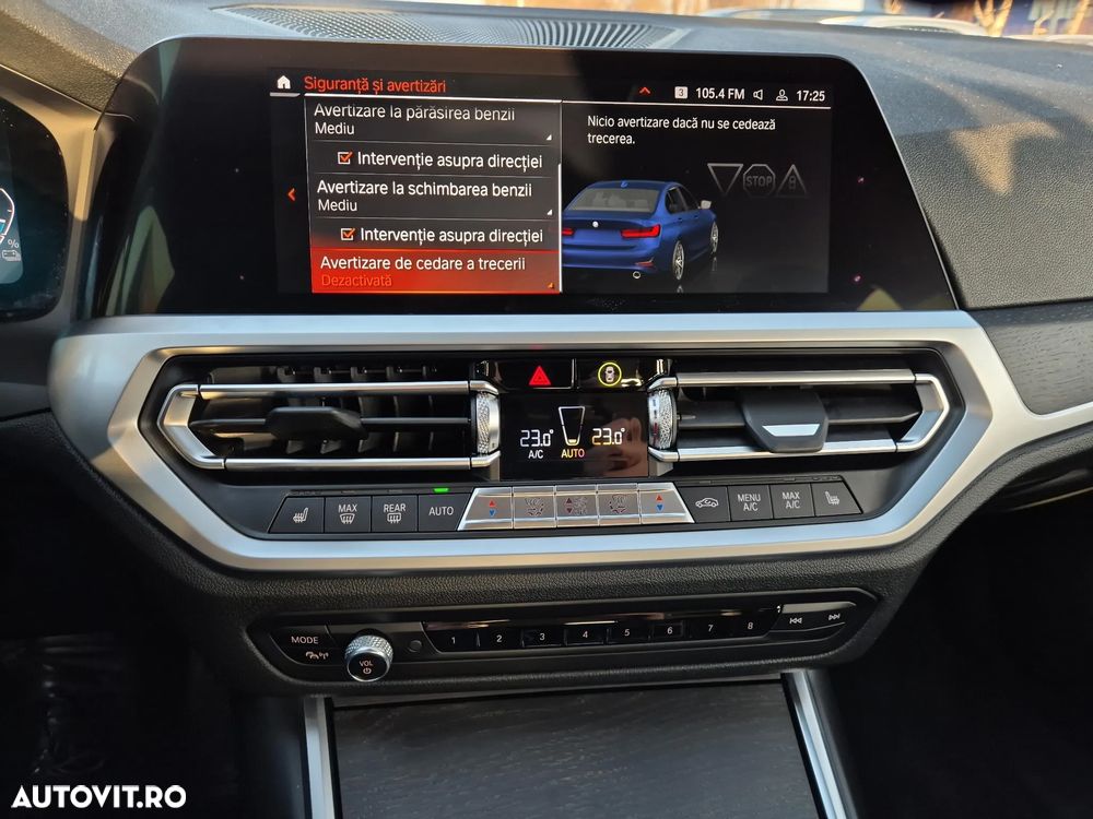 BMW Seria 3 330e Aut. Sport Line - 17