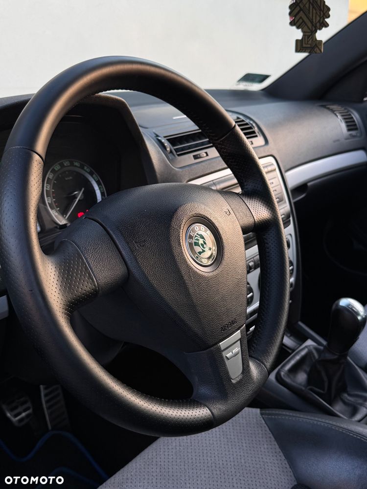 Skoda Octavia 2.0 TFSI RS - 8