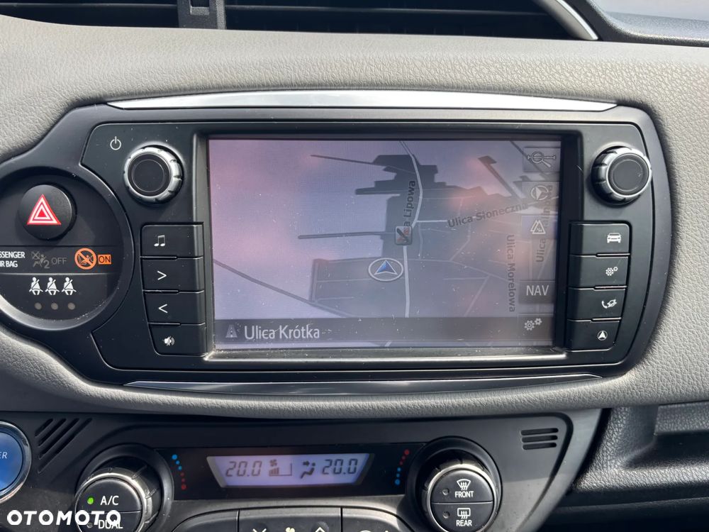 Toyota Yaris - 9