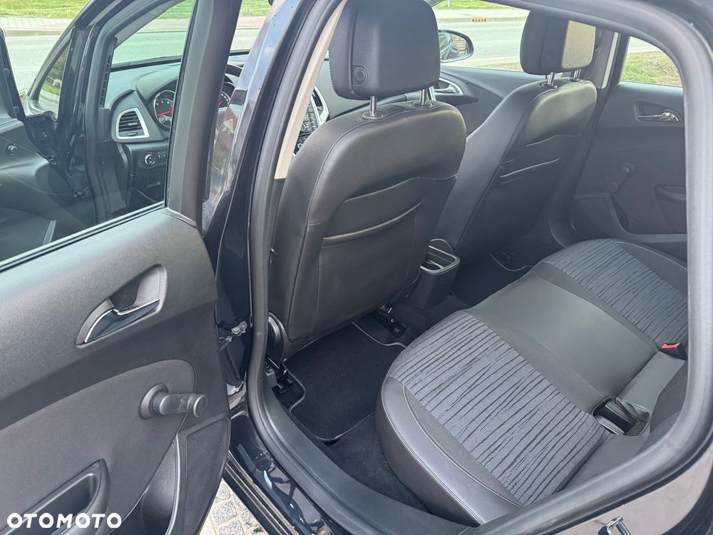Opel Astra - 11