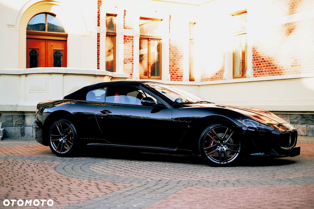 Maserati GranCabrio MC - 1