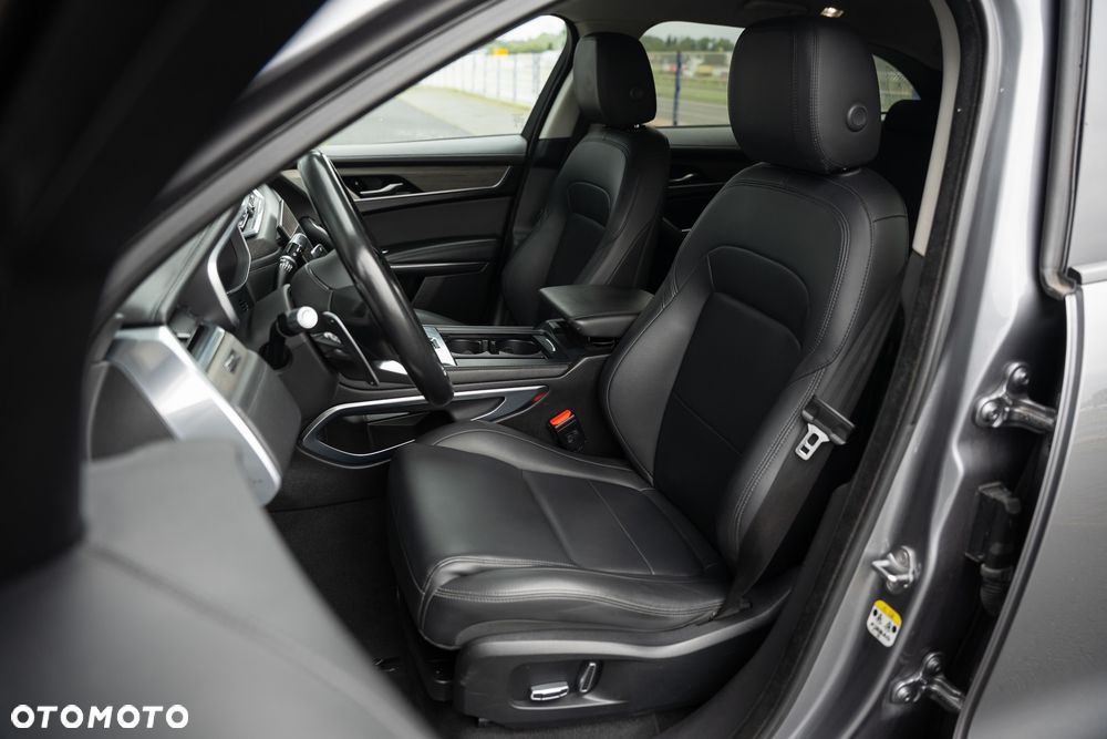 Jaguar F-Pace D200 AWD R-Dynamic HSE - 25