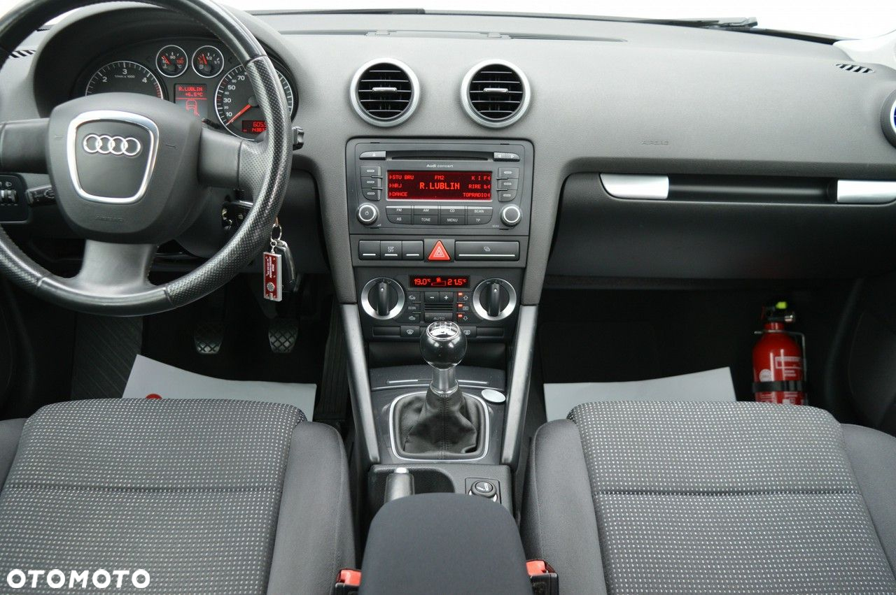 Audi A3 2.0 TDI Sportback Ambiente - 22