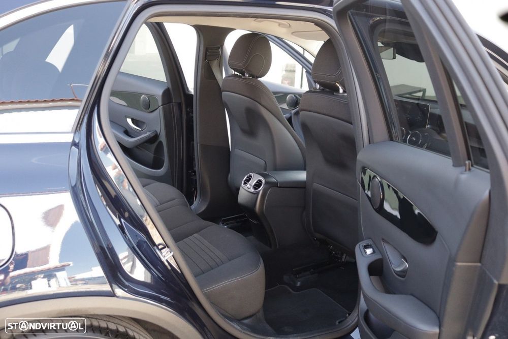 Mercedes-Benz GLC 300 - 30