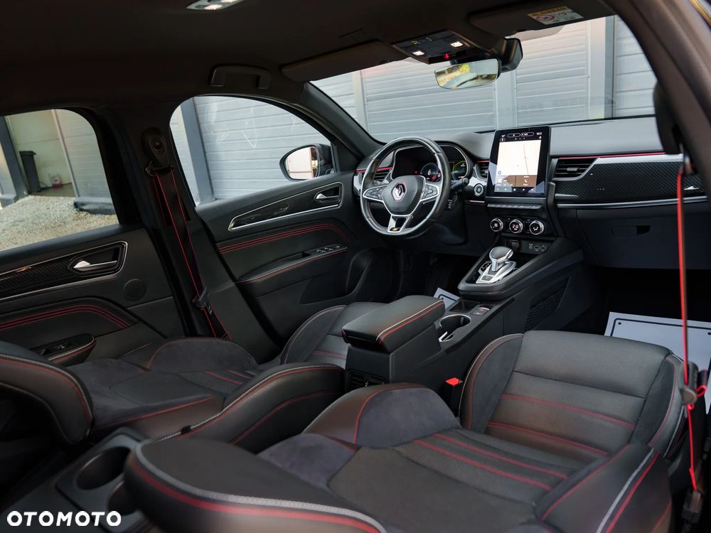 Renault Arkana E-TECH 145 R.S.LINE - 16