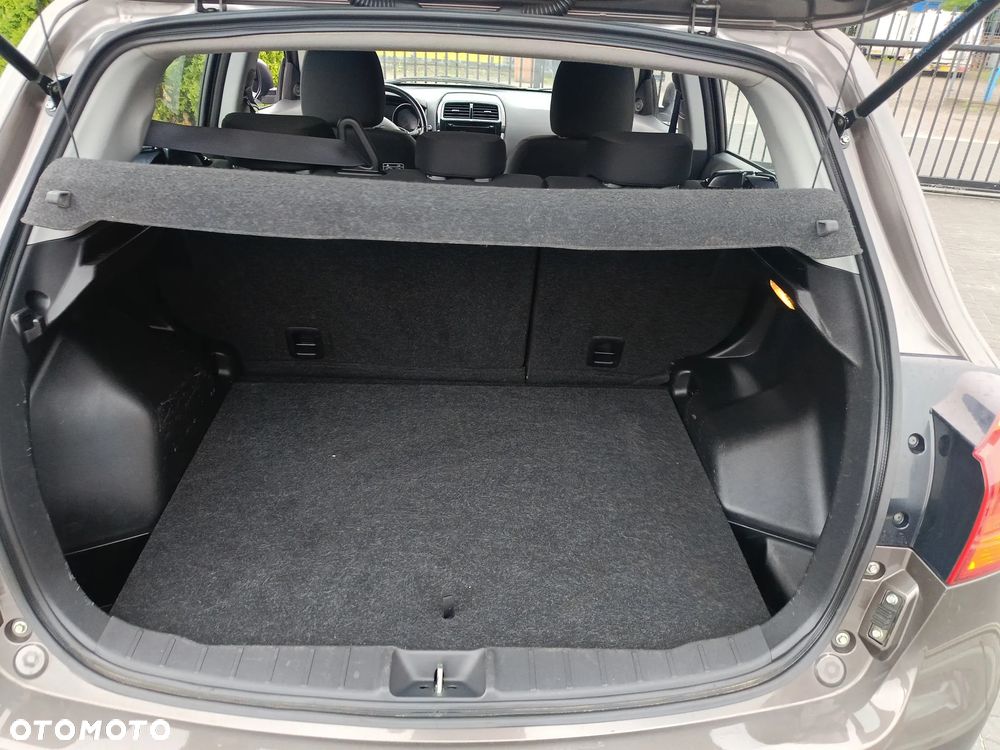 Mitsubishi ASX 1.6 Active - 9