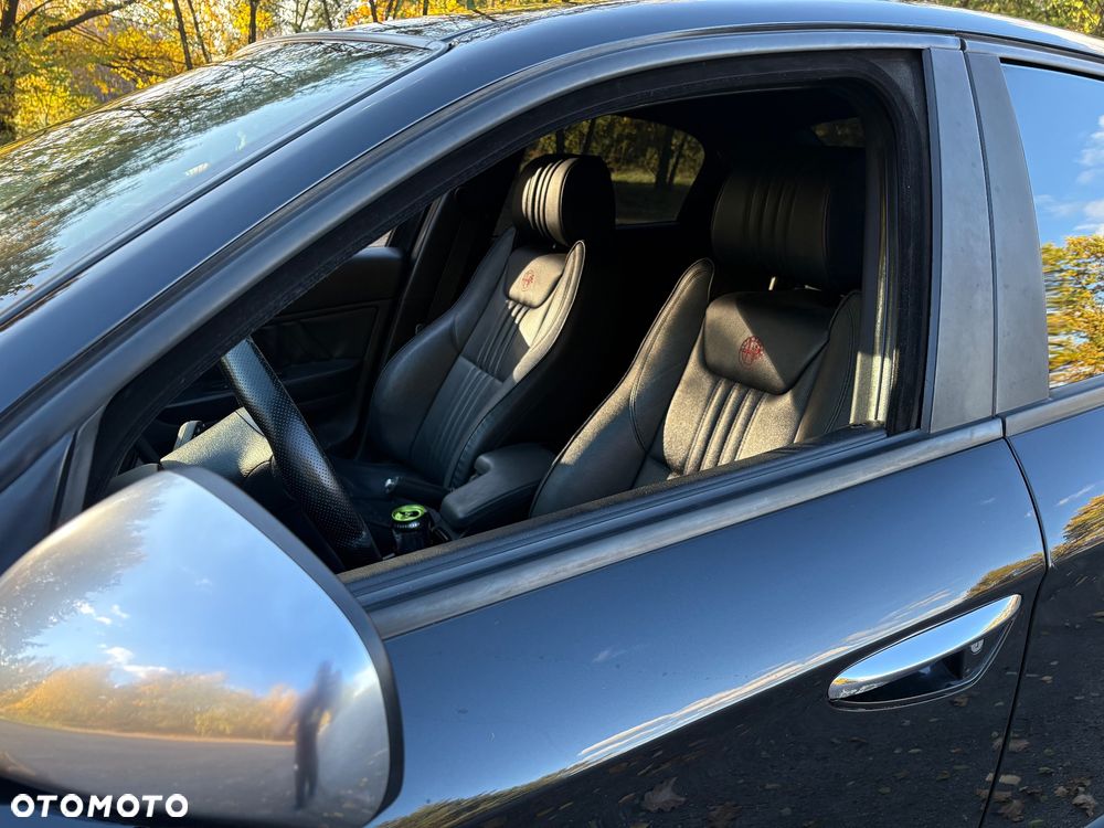 Alfa Romeo 159 1.9JTDM ti - 14