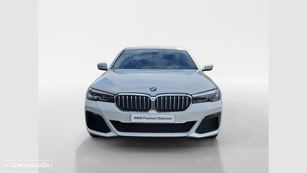 BMW 530 e Pack M - 5