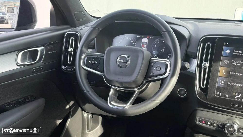 Volvo XC 40 1.5 T2 Plus Dark Auto - 14
