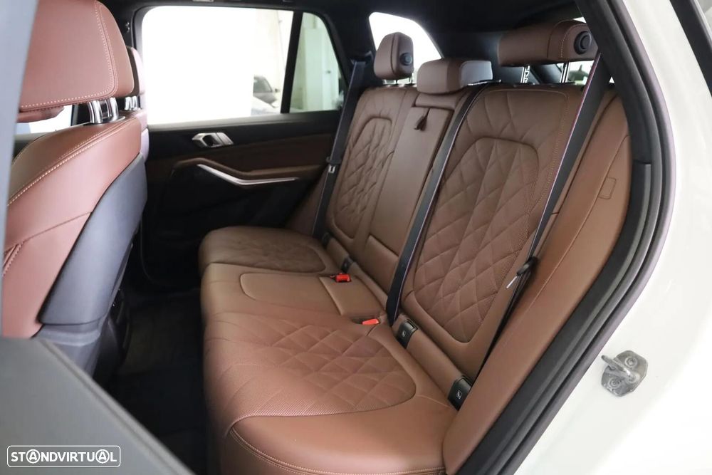 BMW X5 50 e xDrive Pack M Desportivo Pro - 30