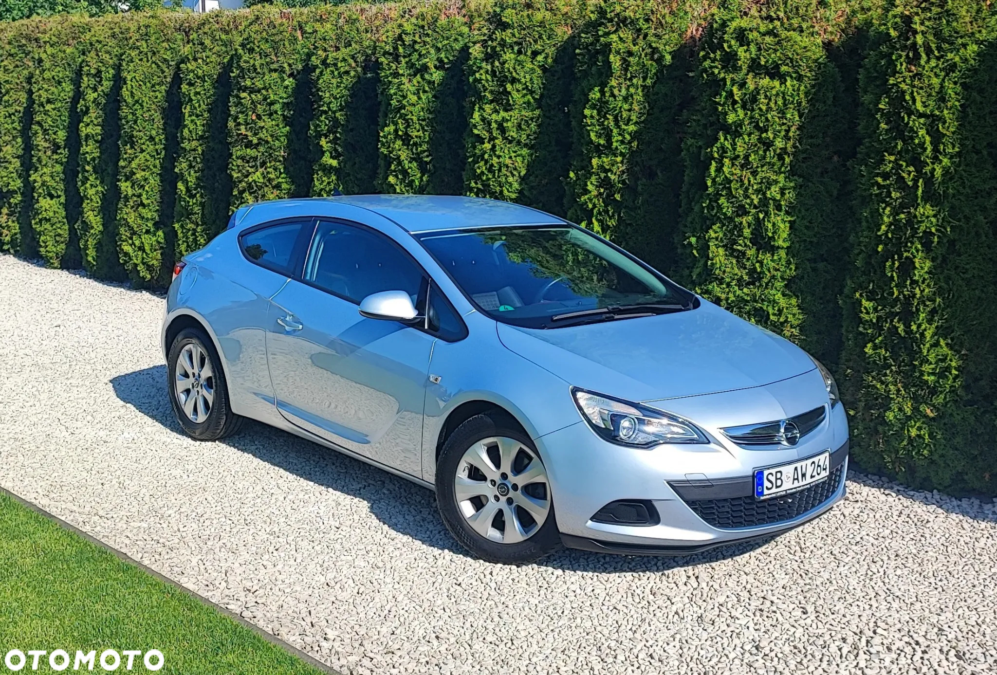 Opel Astra GTC 1.4 Turbo - 17