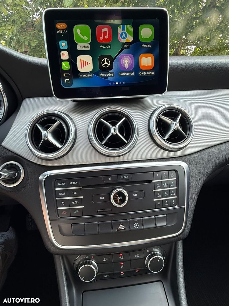 Mercedes-Benz CLA 180 d - 21