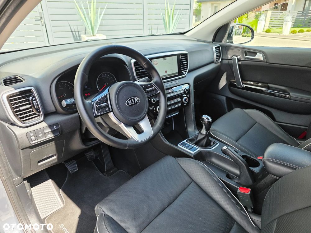 Kia Sportage 1.6 GDI 2WD SPIRIT - 32