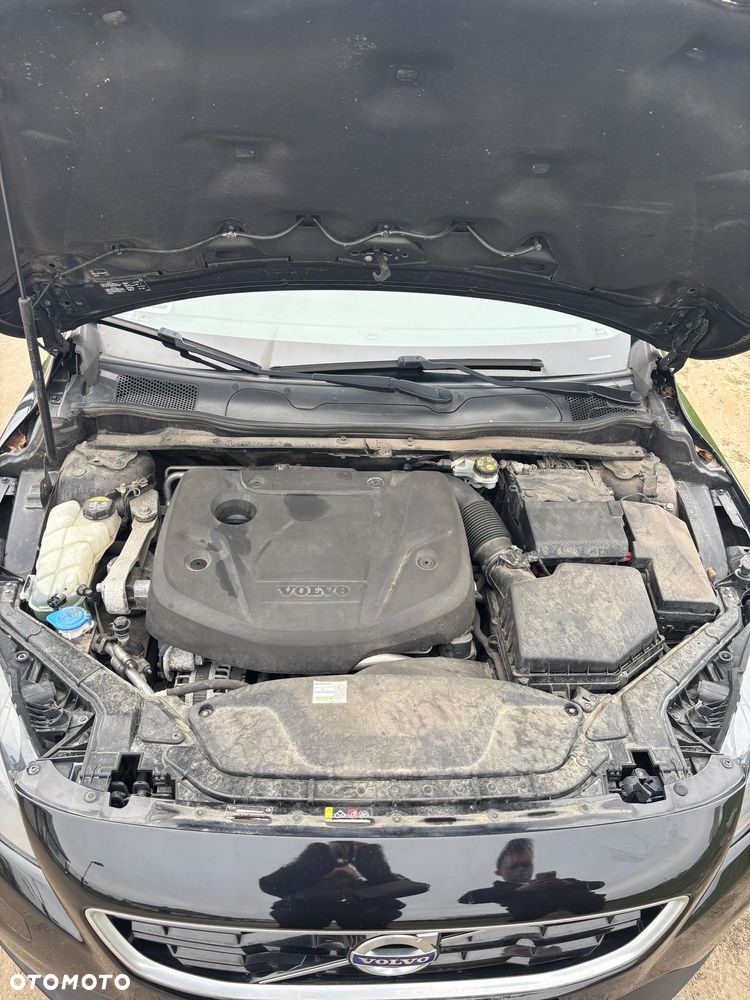 Volvo V40 D2 Drive-E R-Design Kinetic - 13