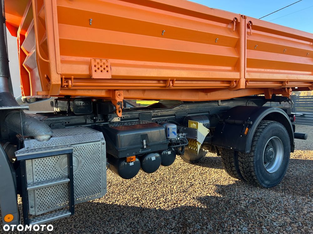 Mercedes-Benz Actros - 3