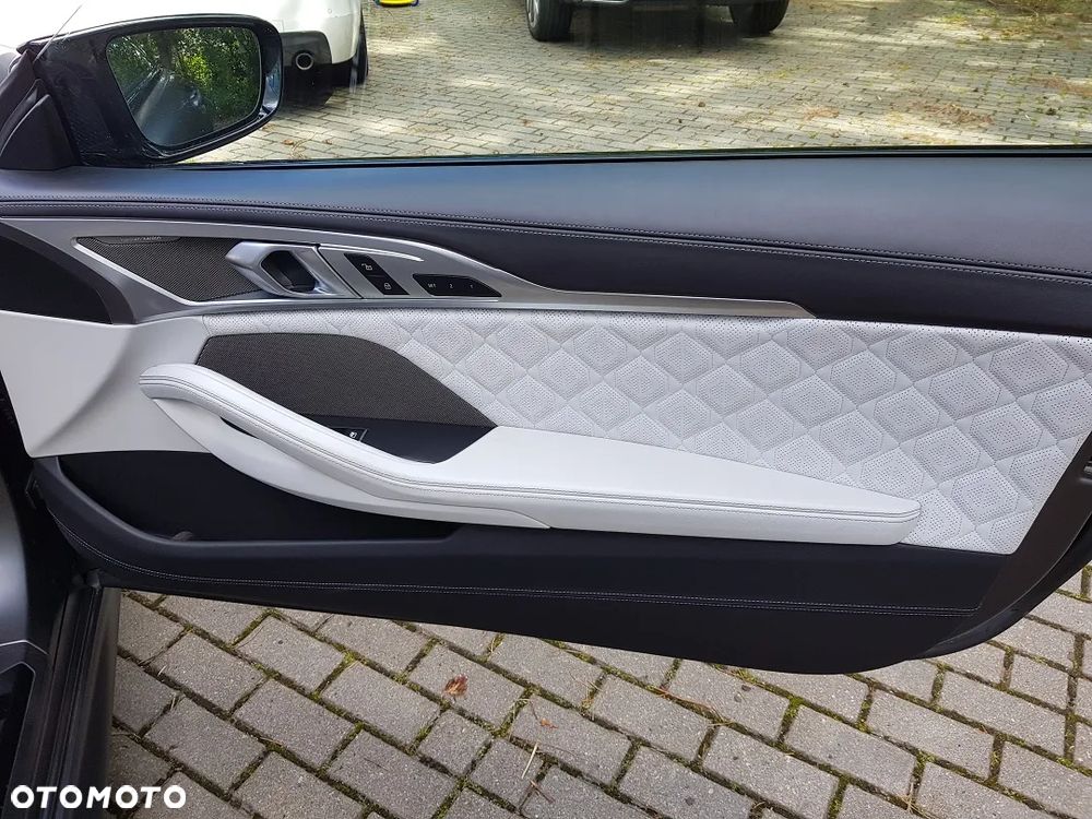 BMW M8 - 12