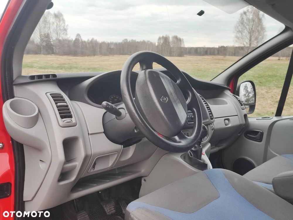 Renault Trafic - 19