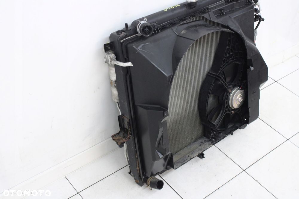 NISSAN NAVARA D40 PATHFINDER R51 05R- 2.5 DCI KOMPLET CHŁODNIC WENTYLATOR - 7