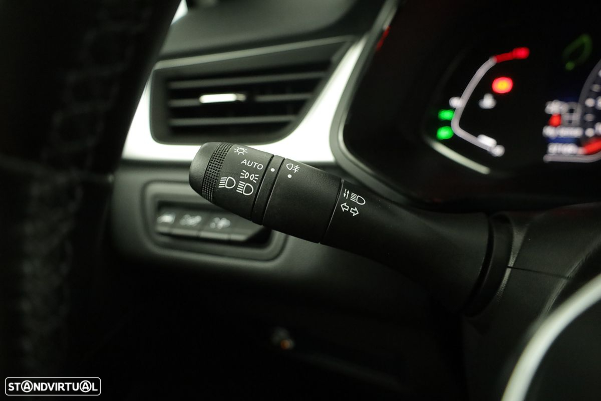 Renault Captur 1.0 TCe Techno Bi-Fuel - 17