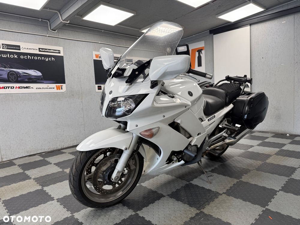 Yamaha FJR - 4