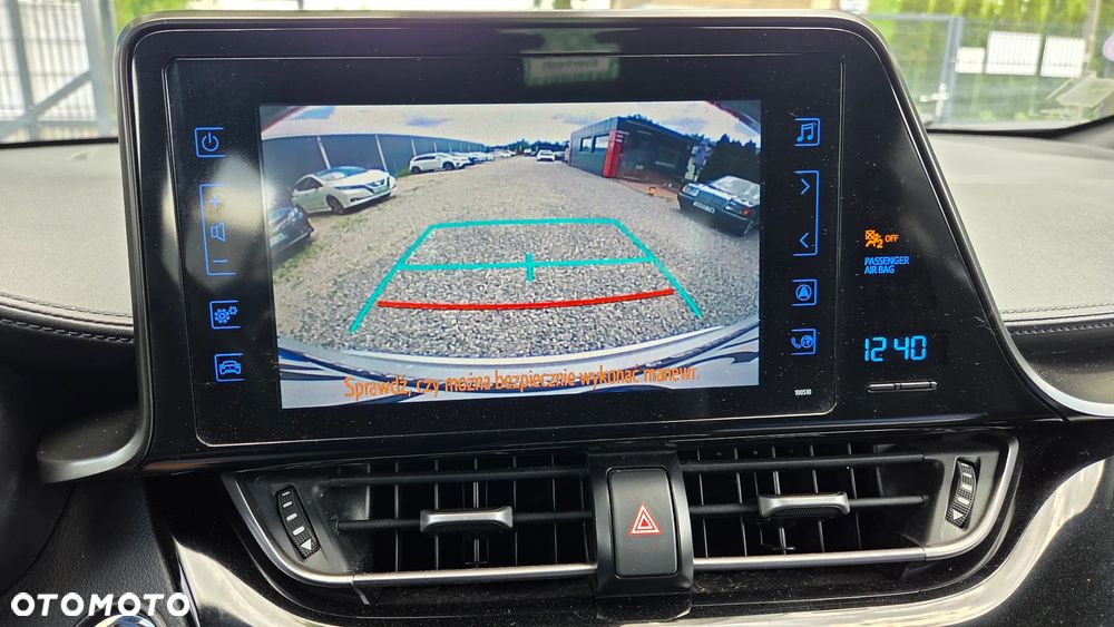 Toyota C-HR Business-Edition - 18
