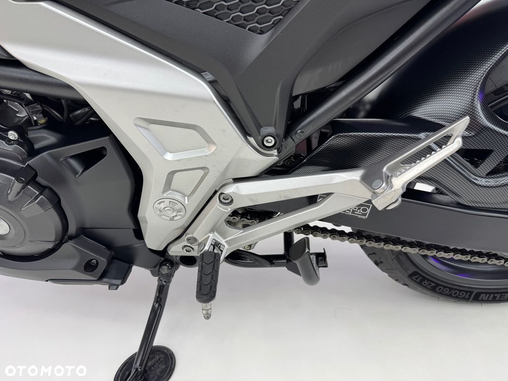 Honda NC - 25