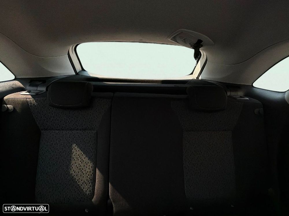 Opel Crossland X - 16