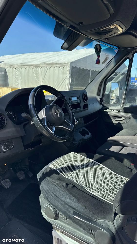 Mercedes-Benz sprinter - 8