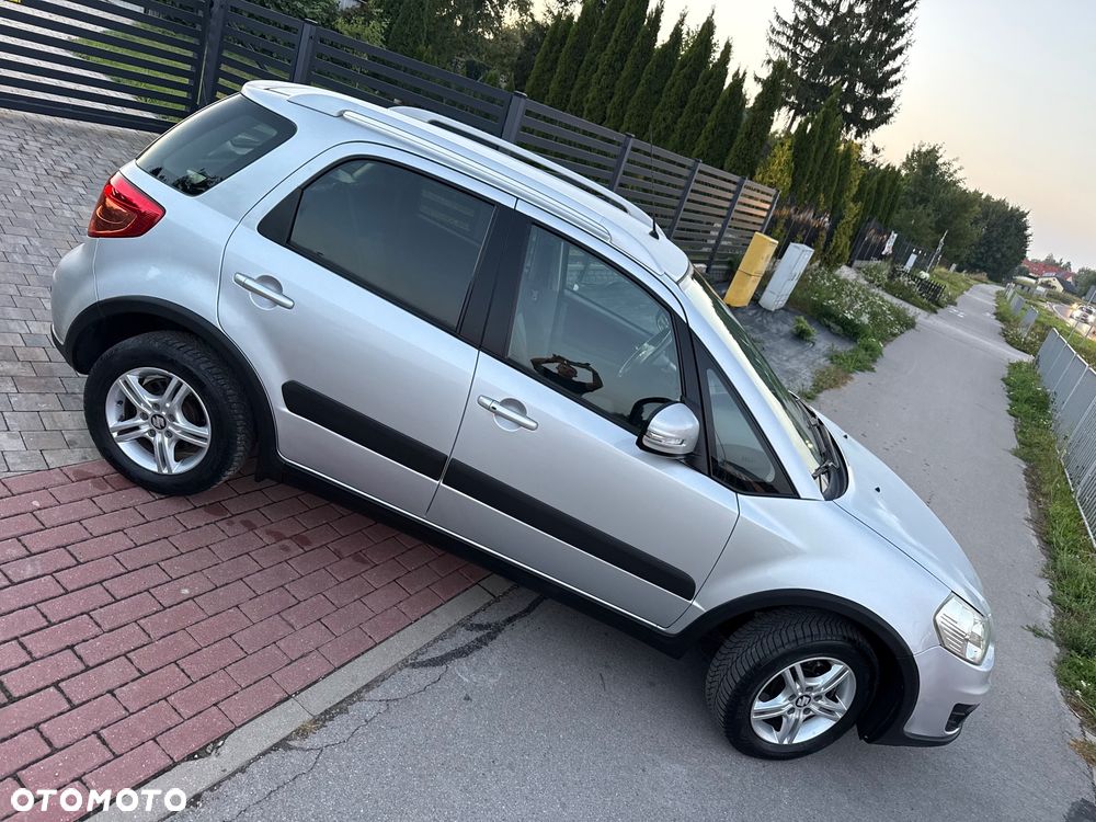 Suzuki SX4 1.6 Premium 4WD - 19