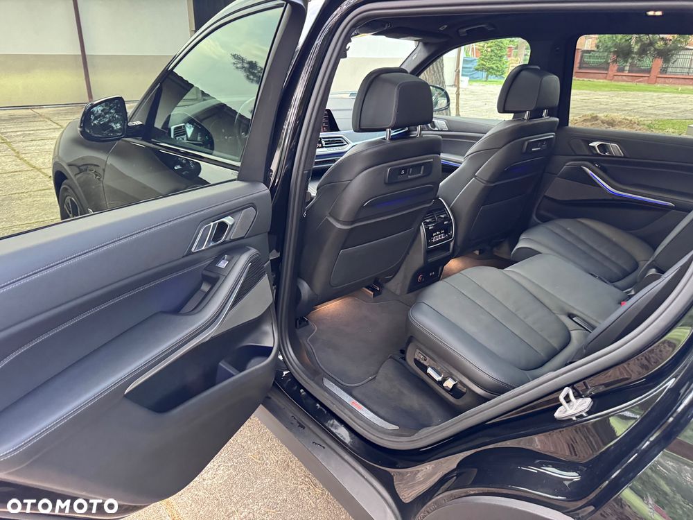 BMW X7 xDrive40d mHEV sport - 25