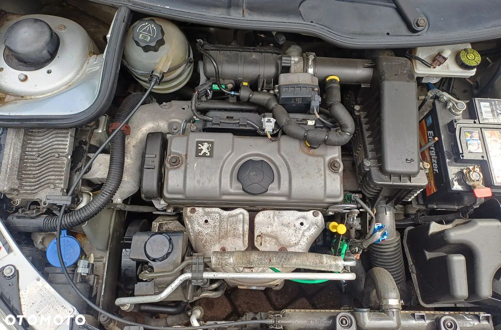 Peugeot 206 75 JBL - 20