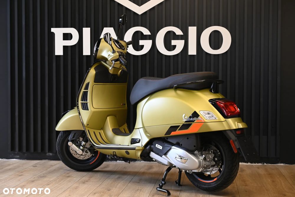 Vespa GTS - 2
