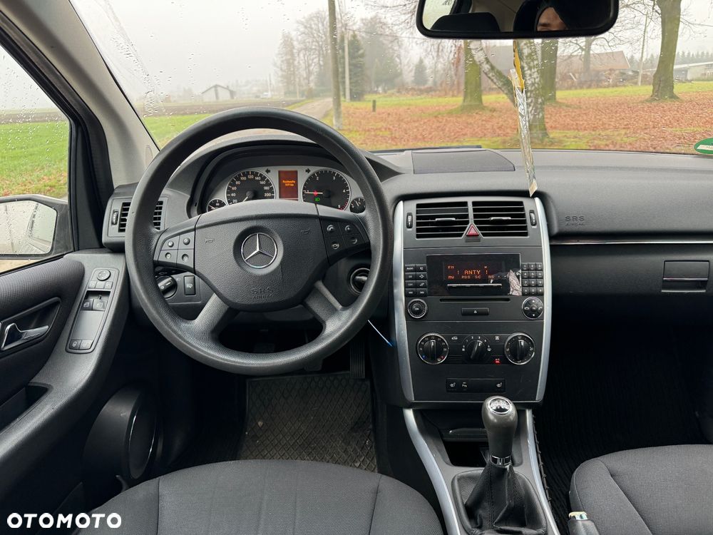 Mercedes-Benz Klasa B 180 CDI Special Edition - 16