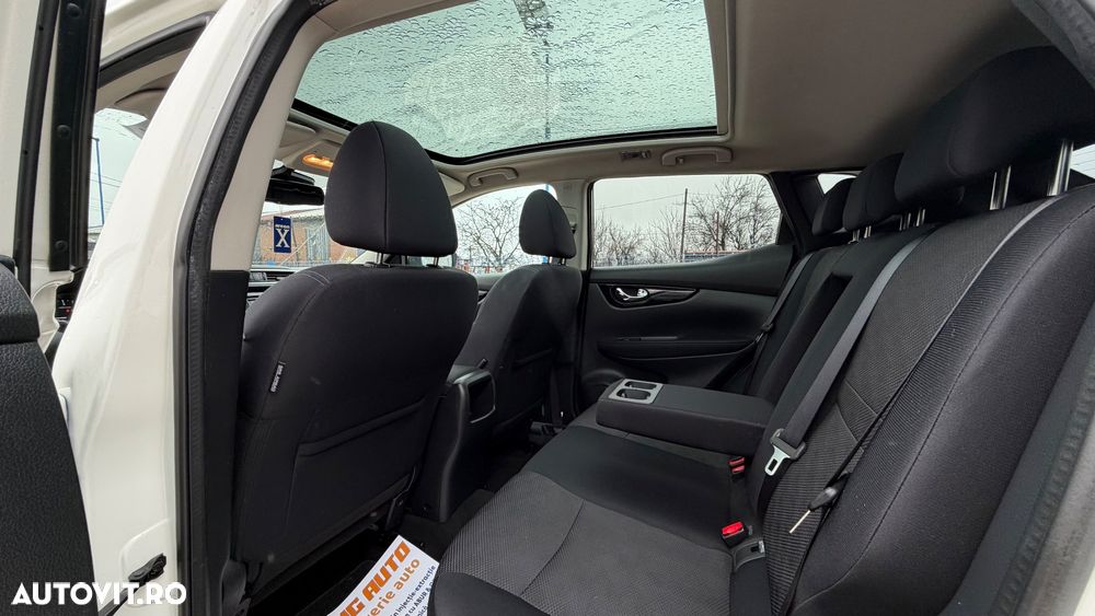 Nissan Qashqai 1.5 DCI N-Connecta - 6