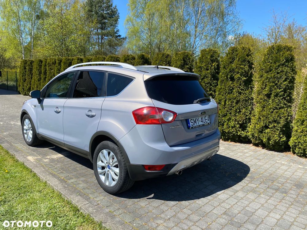Ford Kuga 2.0 TDCi 2x4 Titanium - 14