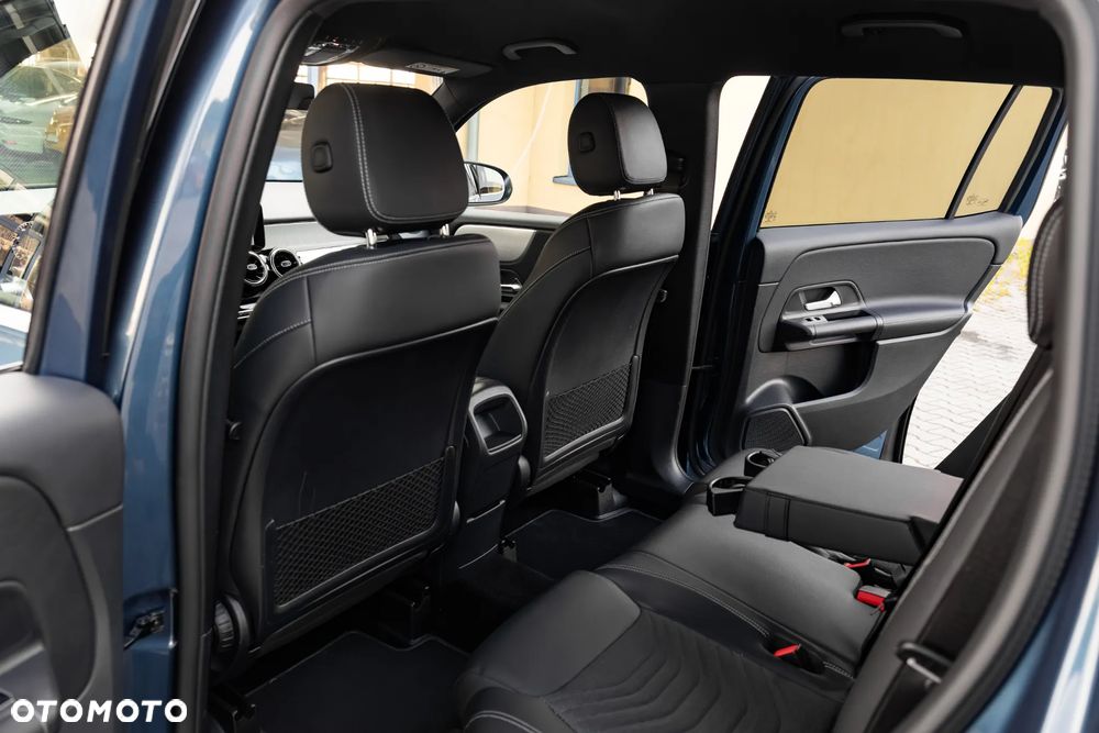 Mercedes-Benz GLB 200 Style 7G-DCT - 24
