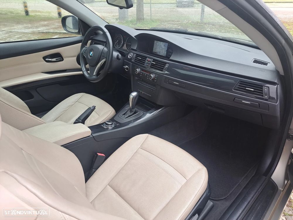 BMW 320 d Aut. Edition Exclusive - 4