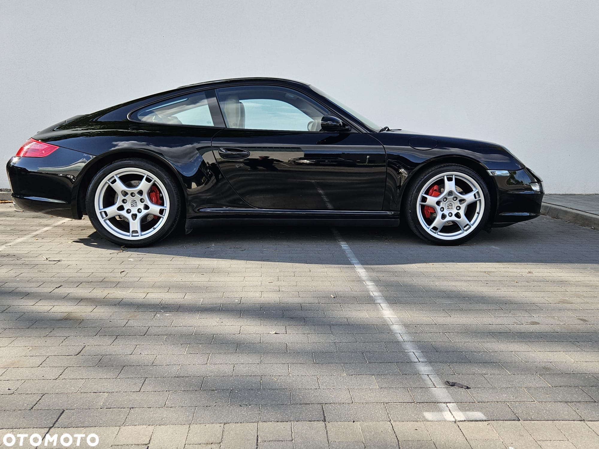 Porsche 911 Carrera 4S - 25