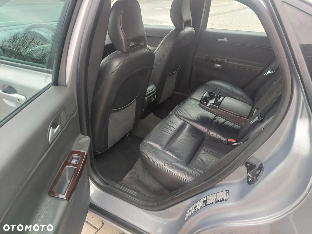 Volvo S40 2.4i Momentum - 11