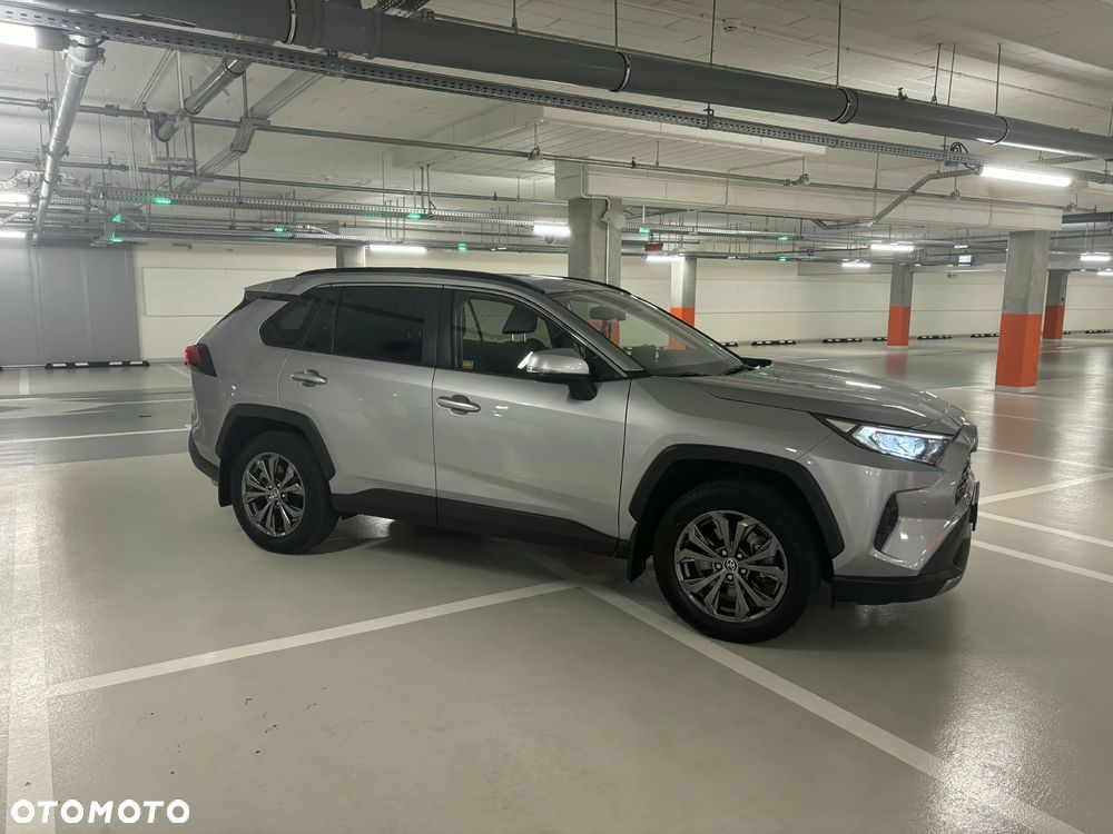 Toyota RAV4 - 7
