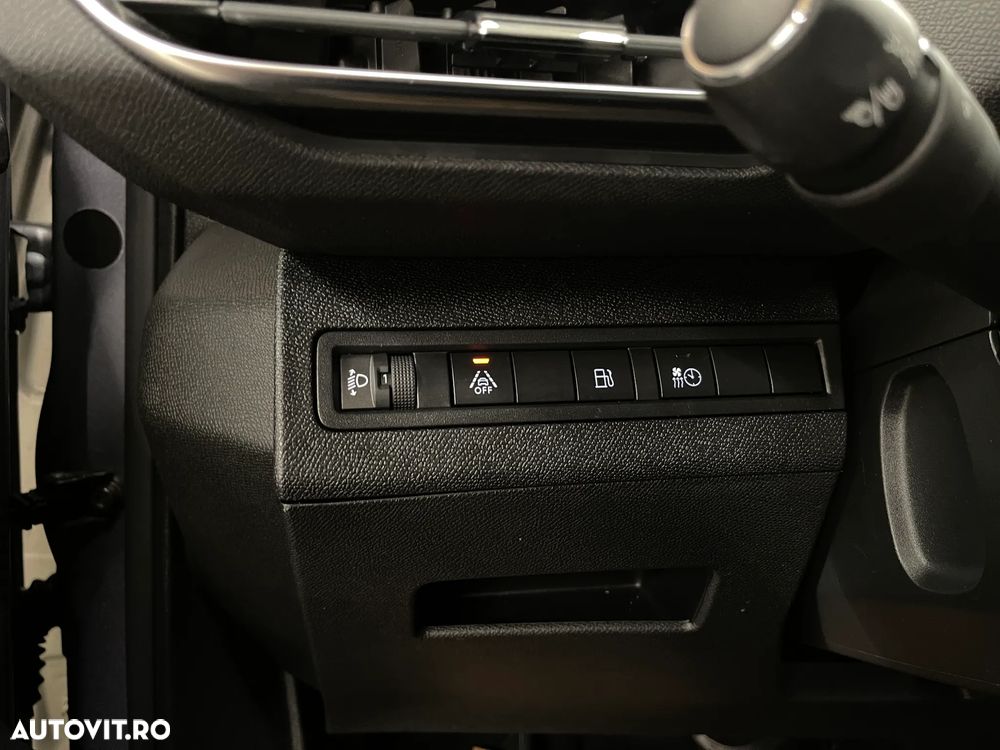 Peugeot 3008 Hybrid 225 e-EAT8 Allure Pack - 27