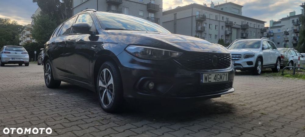 Fiat Tipo 1.6 MultiJet DCT Lounge - 5