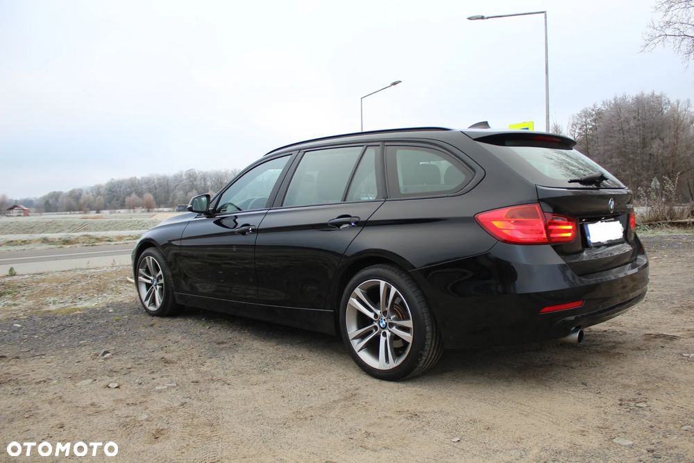BMW Seria 3 320i - 2