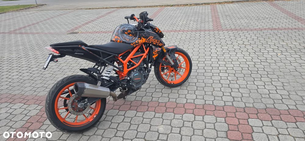 KTM Duke 125 - 13