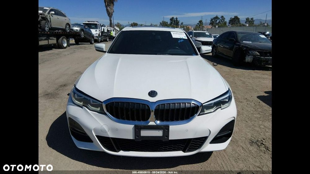 BMW Seria 3 330i M Sport - 2